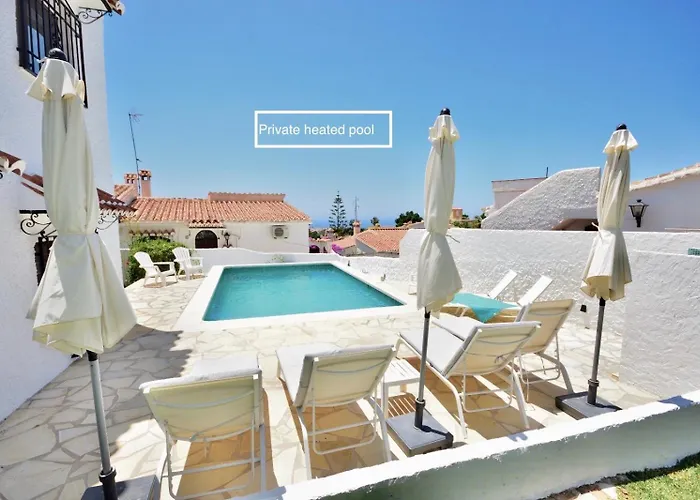 Villa Little Castle: Sea & Mountain Views In